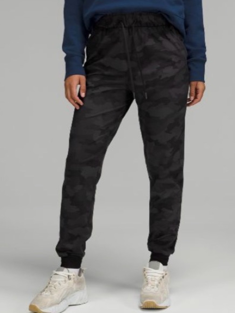 Lululemon High Rise Scuba Jogger Pants